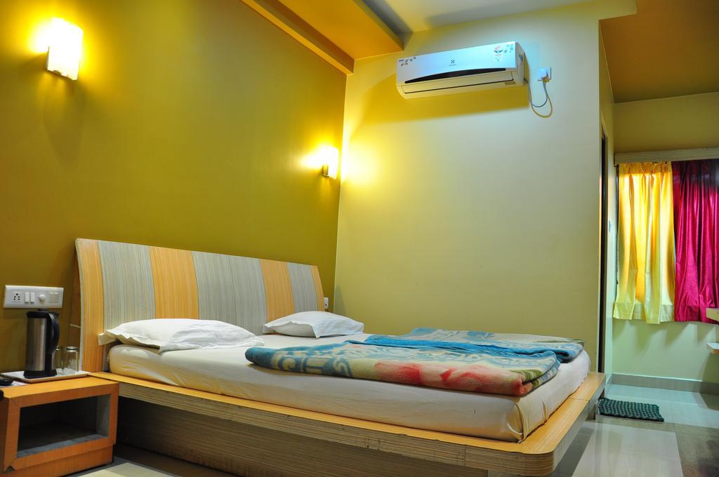 Hotel Oasis Mount Abu Ngoại thất bức ảnh