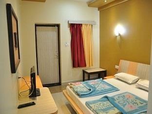 Hotel Oasis Mount Abu Ngoại thất bức ảnh